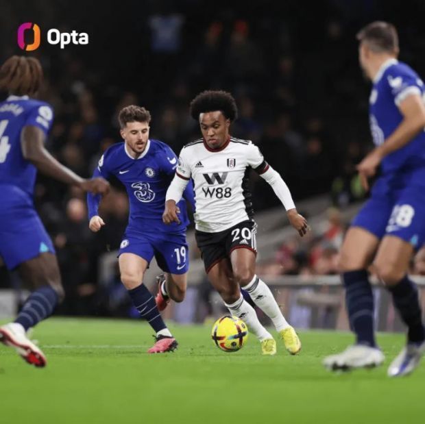 2025中超官方最佳球员候选：瓦科、莱昂纳多领衔，王钰栋在列