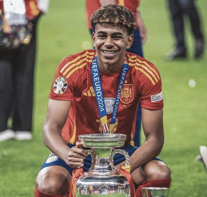 罗马诺：热刺的韩国前锋梁民革将租借加盟考文垂