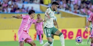 有意思，老鹰队尼昂嘲讽76人队格莱姆斯是没恩比德情况下才有机会