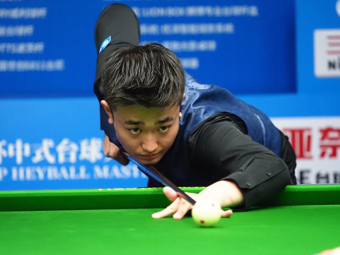 寄人篱下地 寄人篱下地